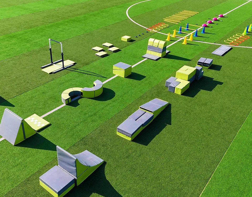 Conjunto de entrenamiento de parkour para niños